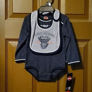 NWT Harley Davidson onesie with matching bib